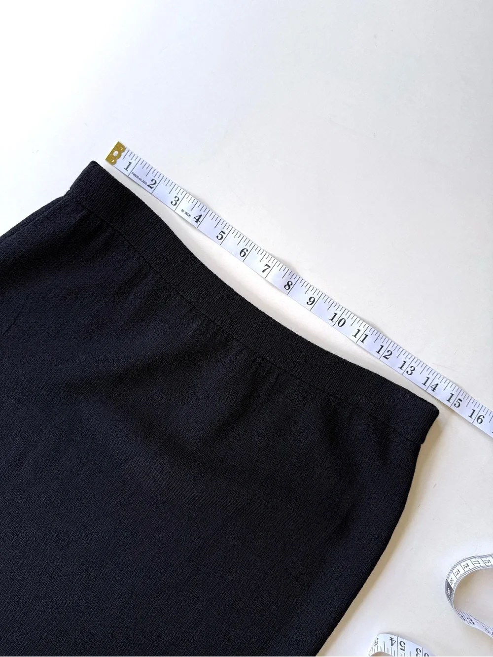St. John Basics Classic Black Knit Pencil Skirt Size 10